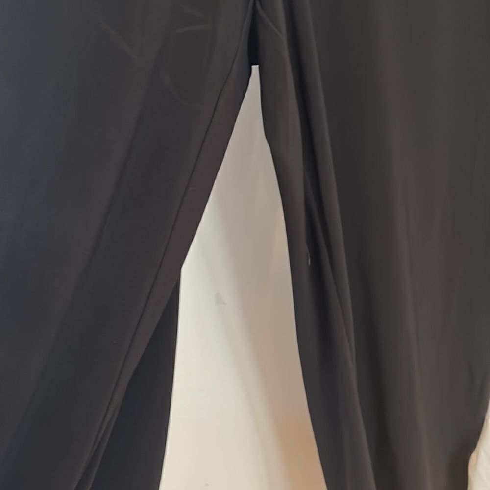 Laundry by Shelli Segal one shoulder black white jumpsuit Size 10 New - Picture 6 of 11